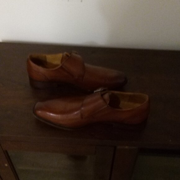 Men dress shoes